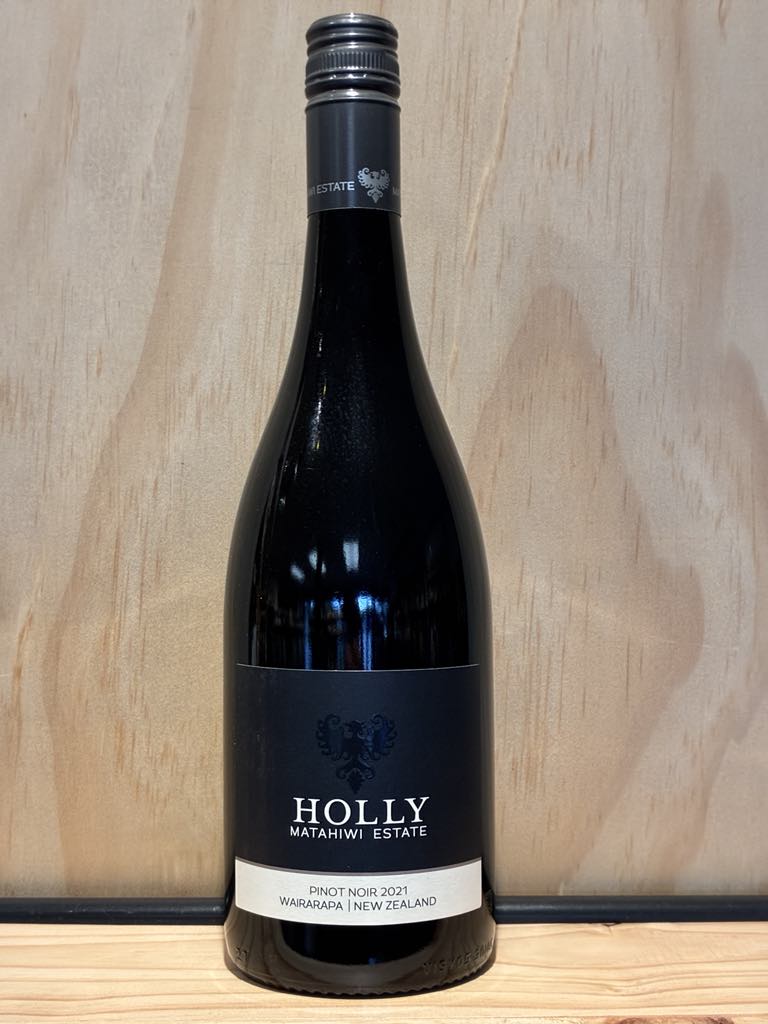 Matahiwi Holly Pinot Noir 2021