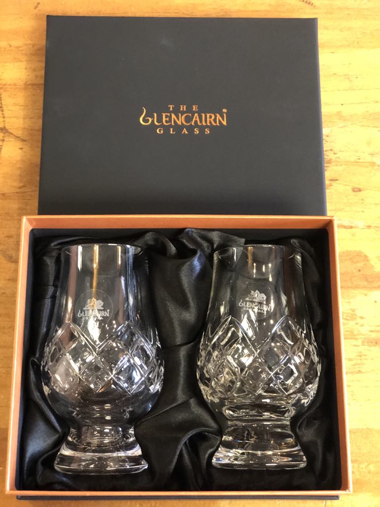 The Glencairn Crystal Cut Twin Set