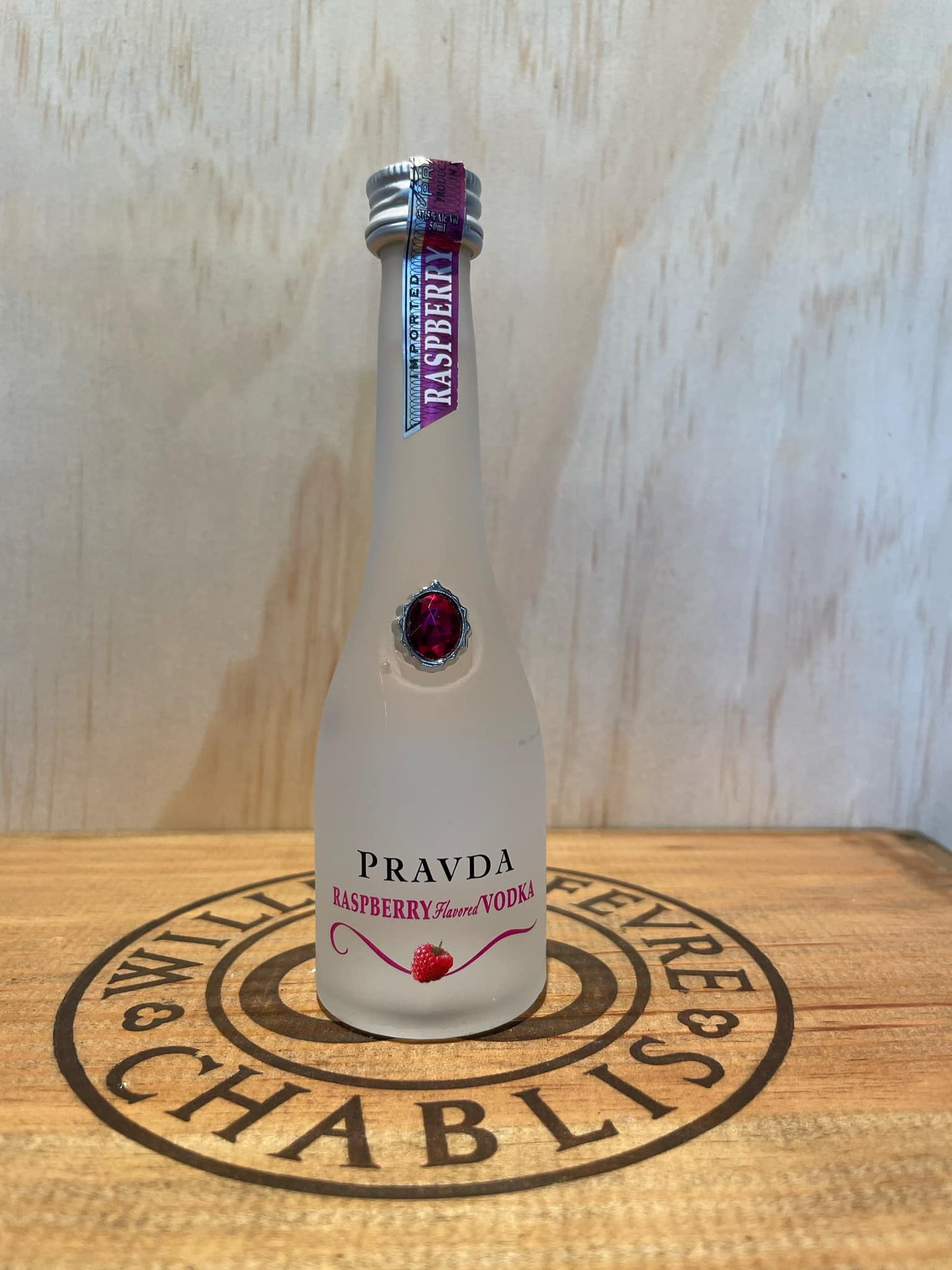 Pravda Raspberry Vodka Mini 50ml
