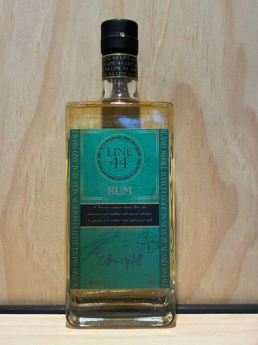 Line 44 Gold Navy Rum 700ml